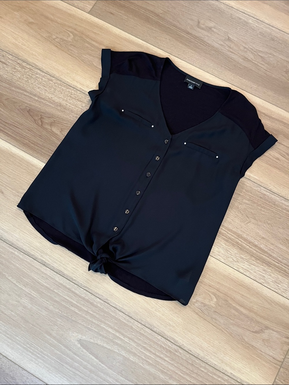 Fortune+Ivy Lucy Mixed Material Tie-Front Blouse